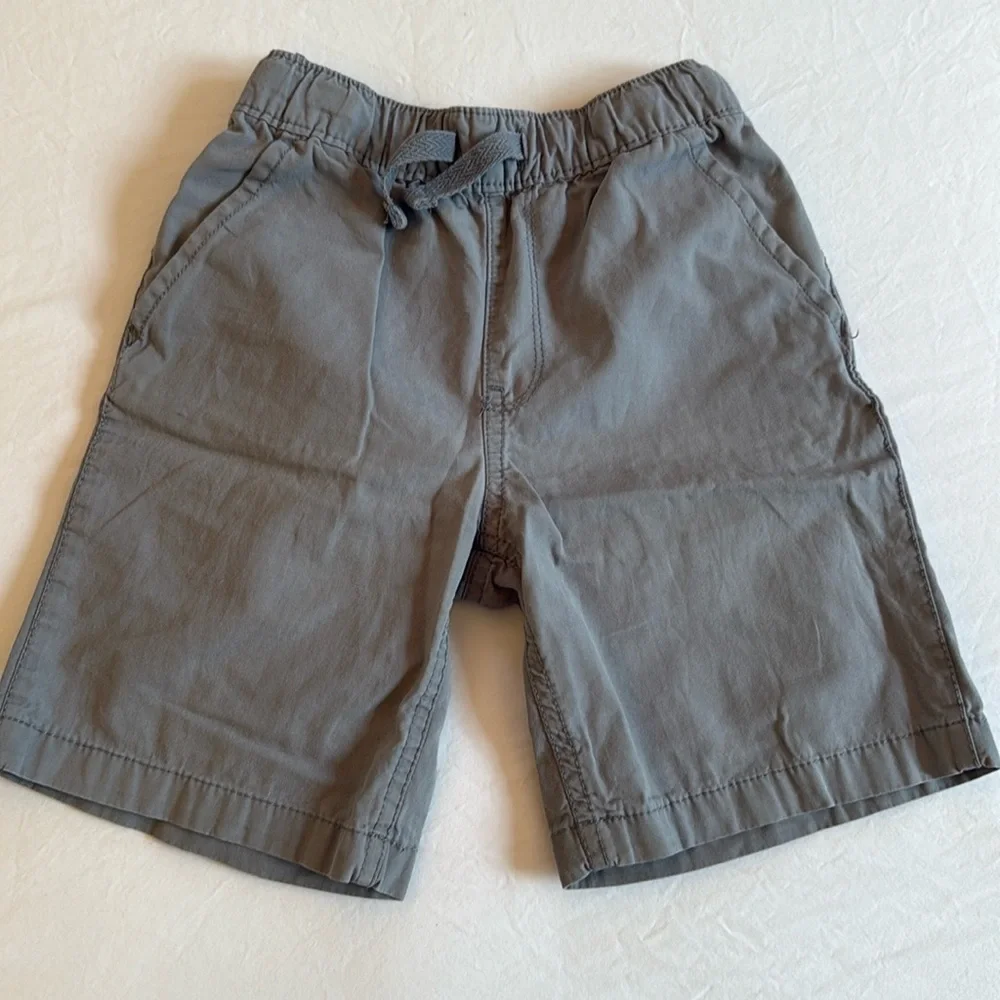 Size 5 Grey The Children’s Place Shorts